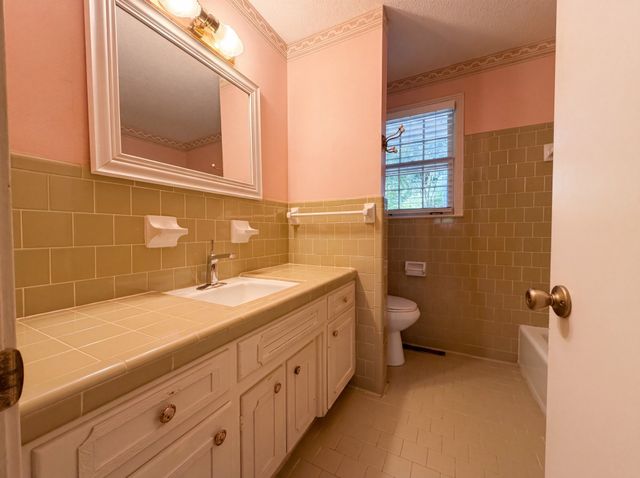 221 Sterry Ct, Antioch, TN 37013