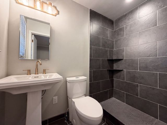 221 Sterry Ct, Antioch, TN 37013
