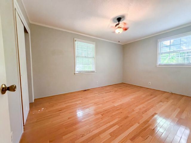 221 Sterry Ct, Antioch, TN 37013