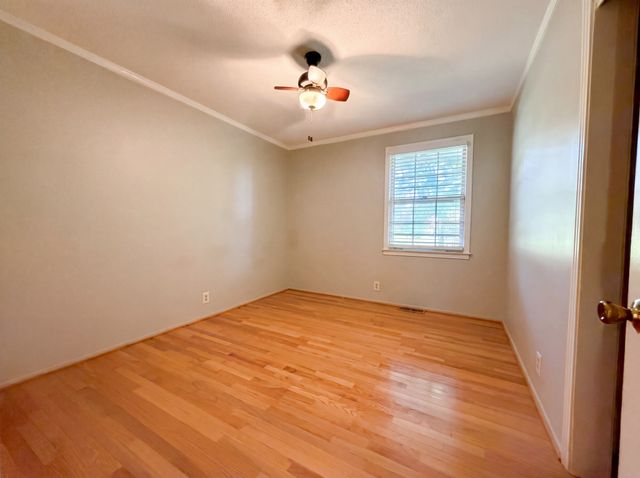 221 Sterry Ct, Antioch, TN 37013