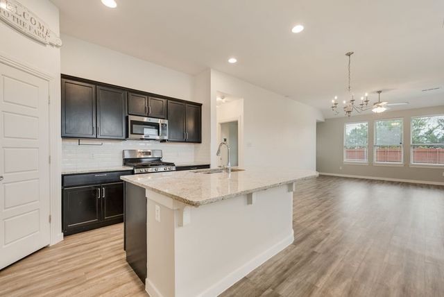 3411 Blue Granite Lane, Heartland, TX 75126