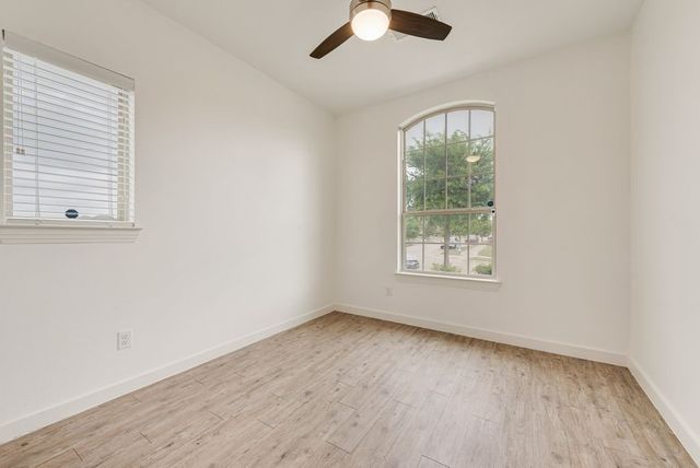 3411 Blue Granite Lane, Heartland, TX 75126