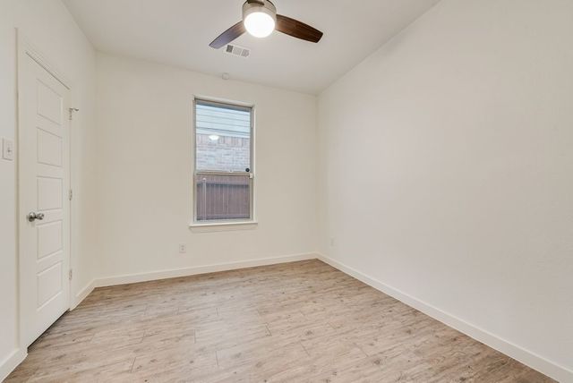 3411 Blue Granite Lane, Heartland, TX 75126