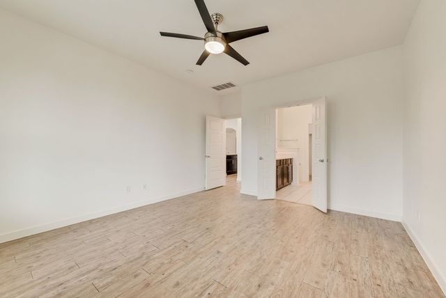 3411 Blue Granite Lane, Heartland, TX 75126