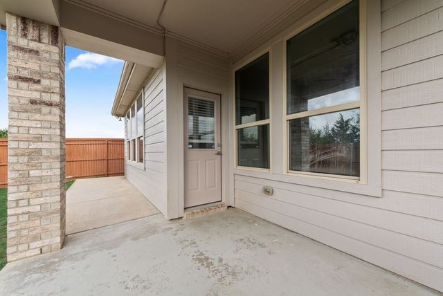 3411 Blue Granite Lane, Heartland, TX 75126