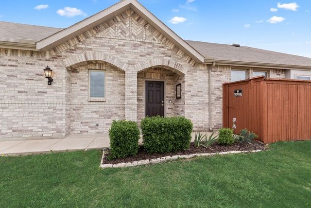 3411 Blue Granite Lane, Heartland, TX 75126