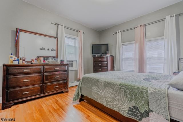 74 Lincoln Pl, Irvington Twp., NJ 07111