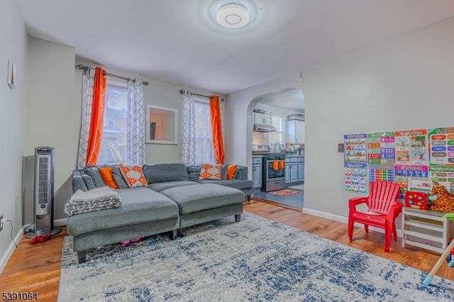 74 Lincoln Pl, Irvington Twp., NJ 07111