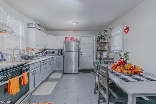 74 Lincoln Pl, Irvington Twp., NJ 07111