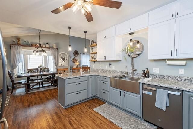 1626 Stacy LANE, Fort Atkinson, WI 53538