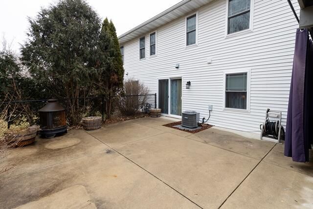 1626 Stacy LANE, Fort Atkinson, WI 53538