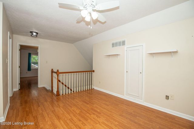 11511 Carriage Rest Ct, Louisville, KY 40243