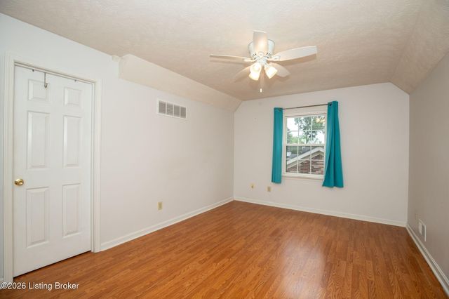 11511 Carriage Rest Ct, Louisville, KY 40243