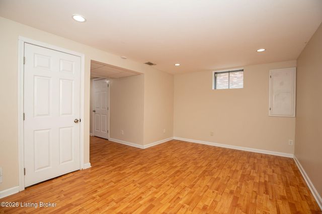 11511 Carriage Rest Ct, Louisville, KY 40243
