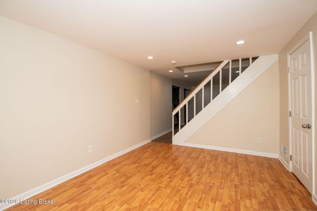 11511 Carriage Rest Ct, Louisville, KY 40243