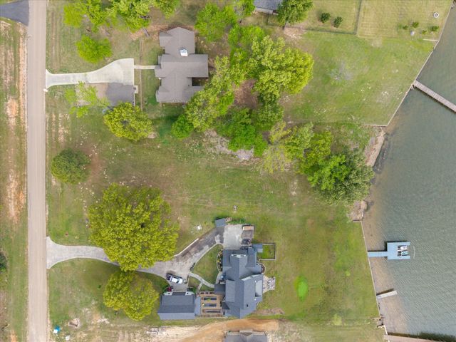 355 Waters Edge Lane, Scroggins, TX 75480