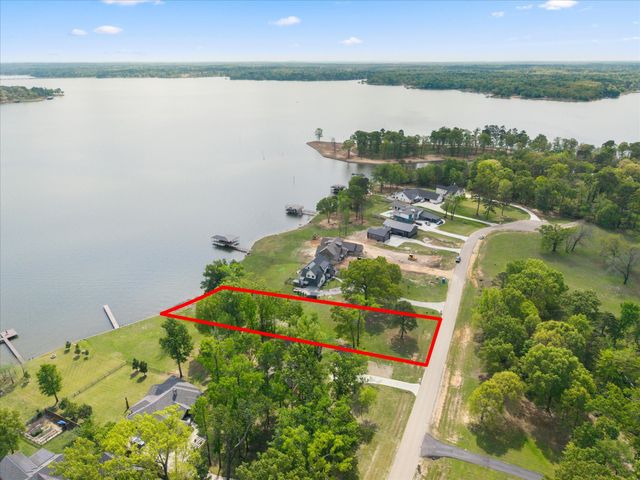 355 Waters Edge Lane, Scroggins, TX 75480