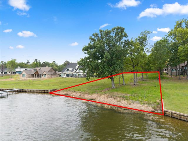 355 Waters Edge Lane, Scroggins, TX 75480