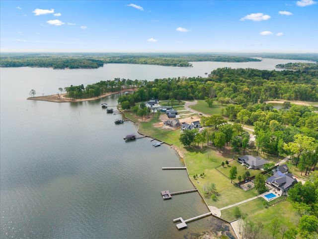355 Waters Edge Lane, Scroggins, TX 75480