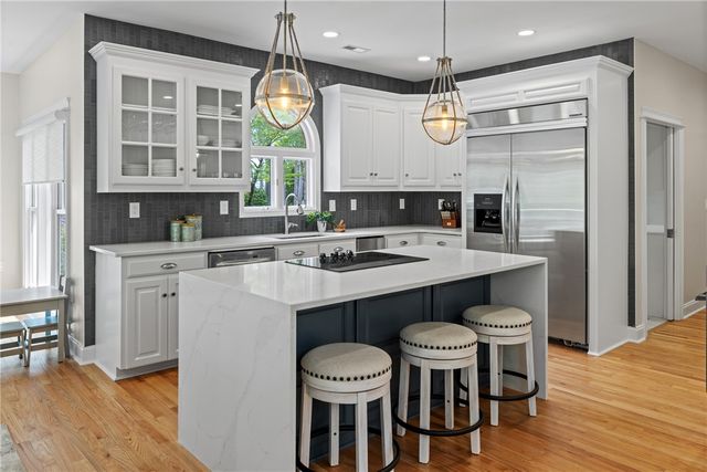 209 Amethyst Way, Seneca, SC 29672