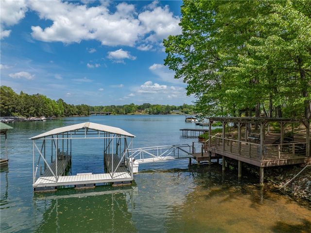 209 Amethyst Way, Seneca, SC 29672