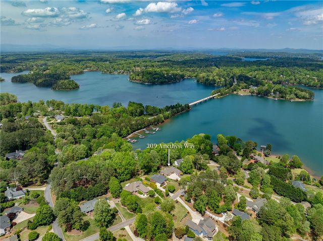 209 Amethyst Way, Seneca, SC 29672