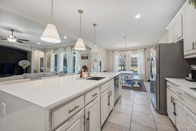 2740 Chimney Rock Road, Burleson, TX 76028