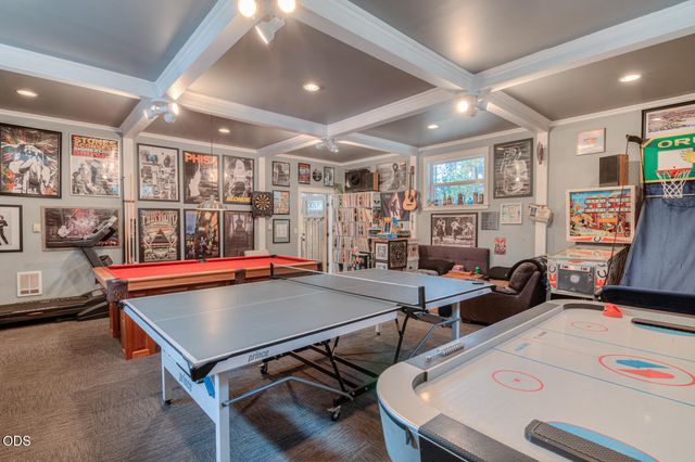 16116 Mountain Goat Lane, Bend, OR 97707