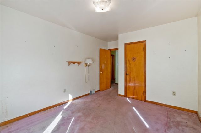 343 Locust St, North Strabane, PA 15317