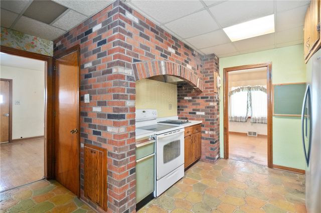 343 Locust St, North Strabane, PA 15317