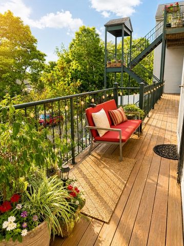 148 Presidents Lane 4, Quincy, MA 02169