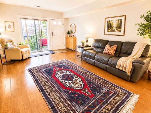 148 Presidents Lane 4, Quincy, MA 02169