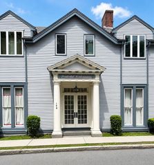 148 Presidents Lane 4, Quincy, MA 02169