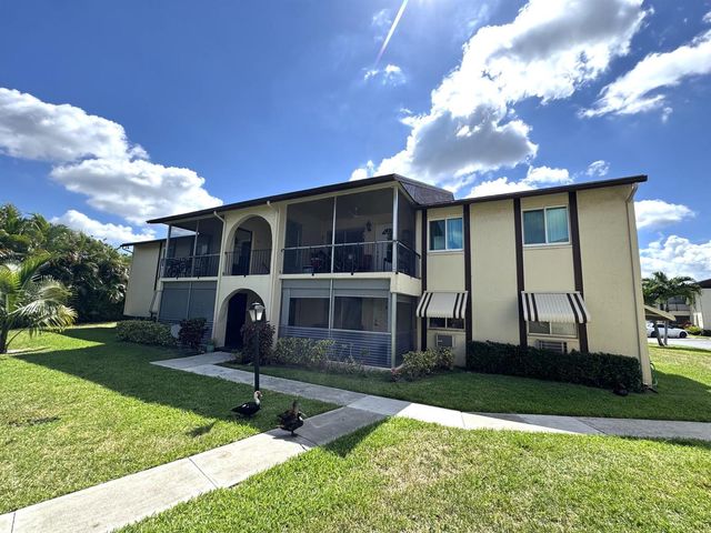 5817 La Pinata Boulevard C-1, Greenacres, FL 33463