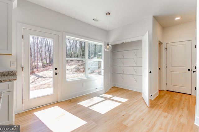 7603 Beachwood Drive, Murrayville, GA 30564