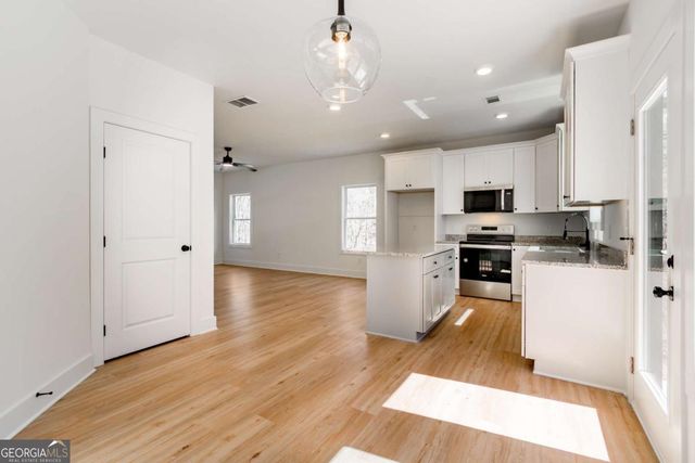 7603 Beachwood Drive, Murrayville, GA 30564