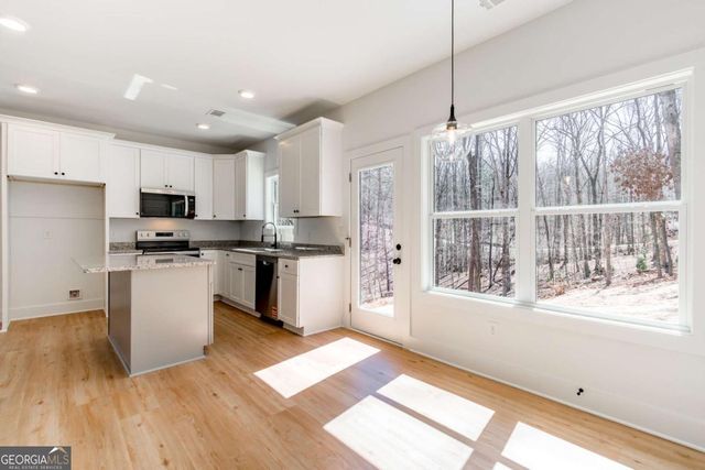 7603 Beachwood Drive, Murrayville, GA 30564