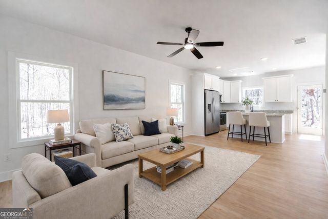 7603 Beachwood Drive, Murrayville, GA 30564