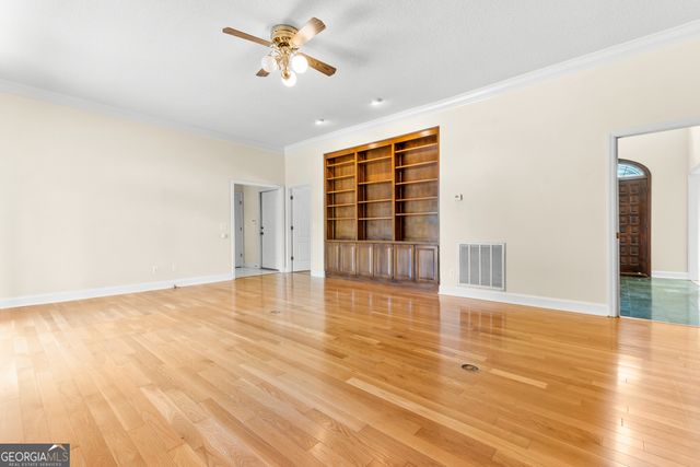 114 Holly Drive, Warner Robins, GA 31088