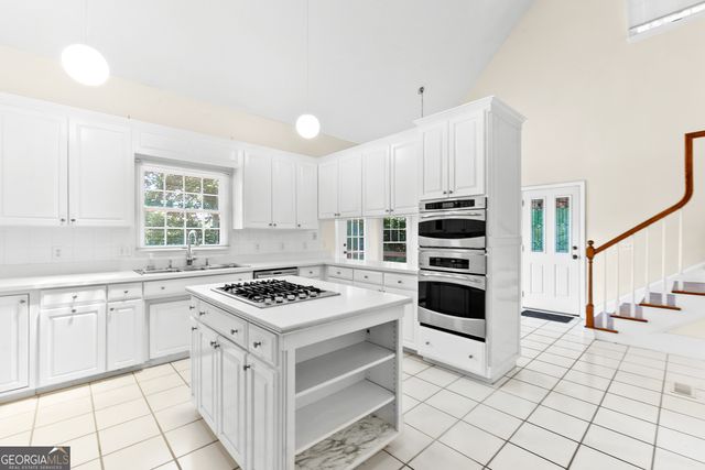 114 Holly Drive, Warner Robins, GA 31088