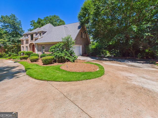 114 Holly Drive, Warner Robins, GA 31088
