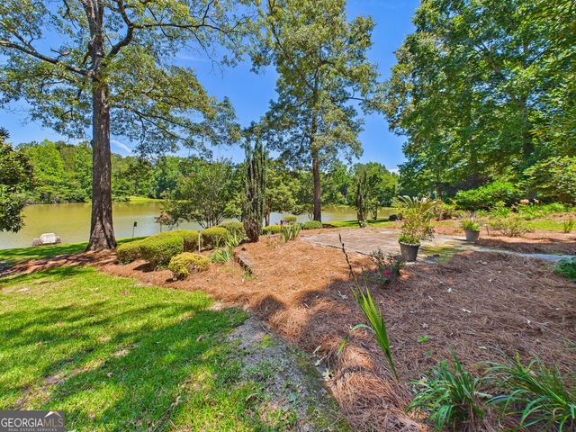 114 Holly Drive, Warner Robins, GA 31088