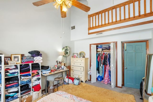 25 Meadow Pond Dr J, Leominster, MA 01453