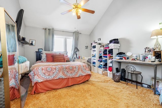 25 Meadow Pond Dr J, Leominster, MA 01453