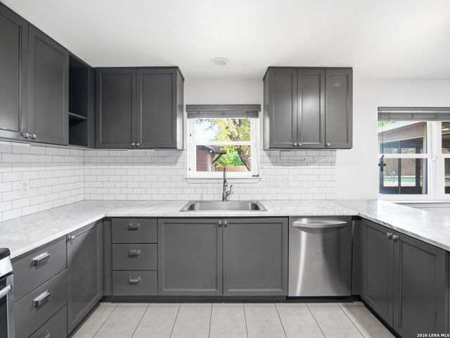 5407 King Albert, San Antonio, TX 78229