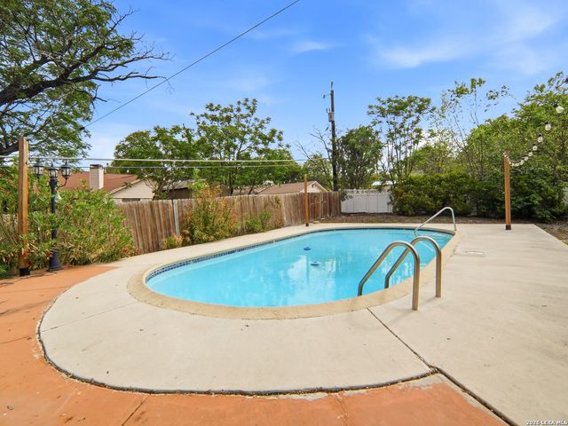 5407 King Albert, San Antonio, TX 78229