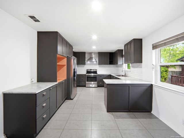 5407 King Albert, San Antonio, TX 78229