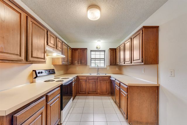 2523 Beverly Hills Lane, Mesquite, TX 75150