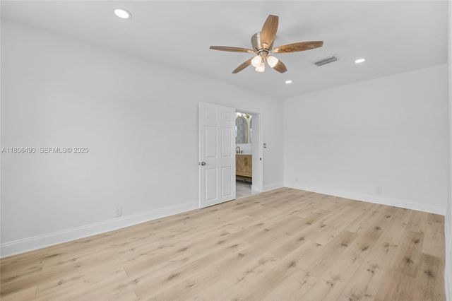 949 SE 5th Street, Deerfield Beach, FL 33441