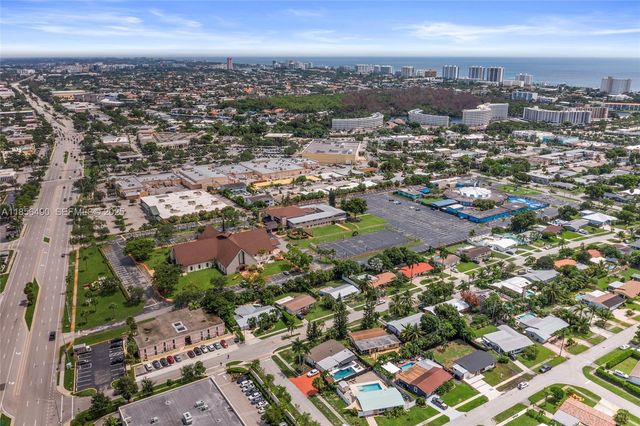 949 SE 5th Street, Deerfield Beach, FL 33441